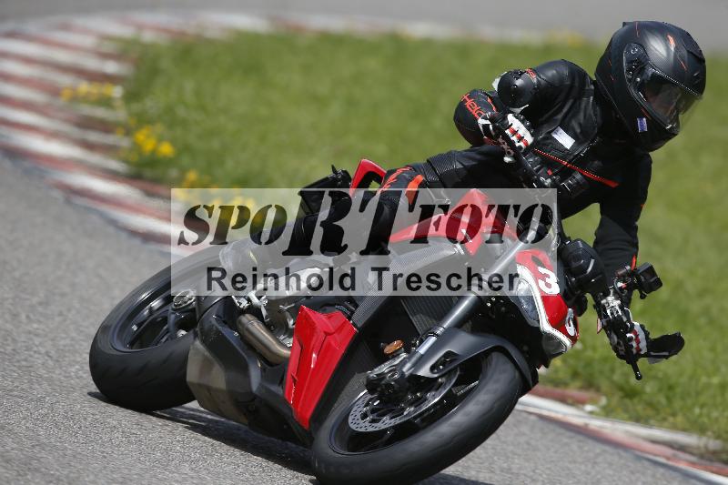 /Archiv-2024/29 12.06.2024 MOTO.CH Track Day ADR/Gruppe blau/36